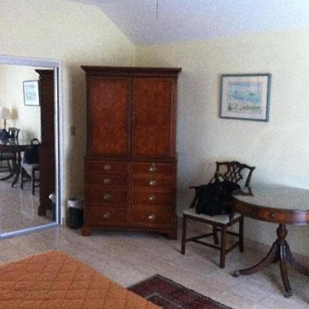 Fourways Inn Mount Pleasant Екстер'єр фото