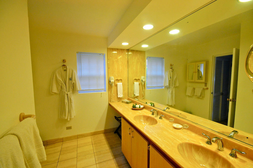 Fourways Inn Mount Pleasant Екстер'єр фото